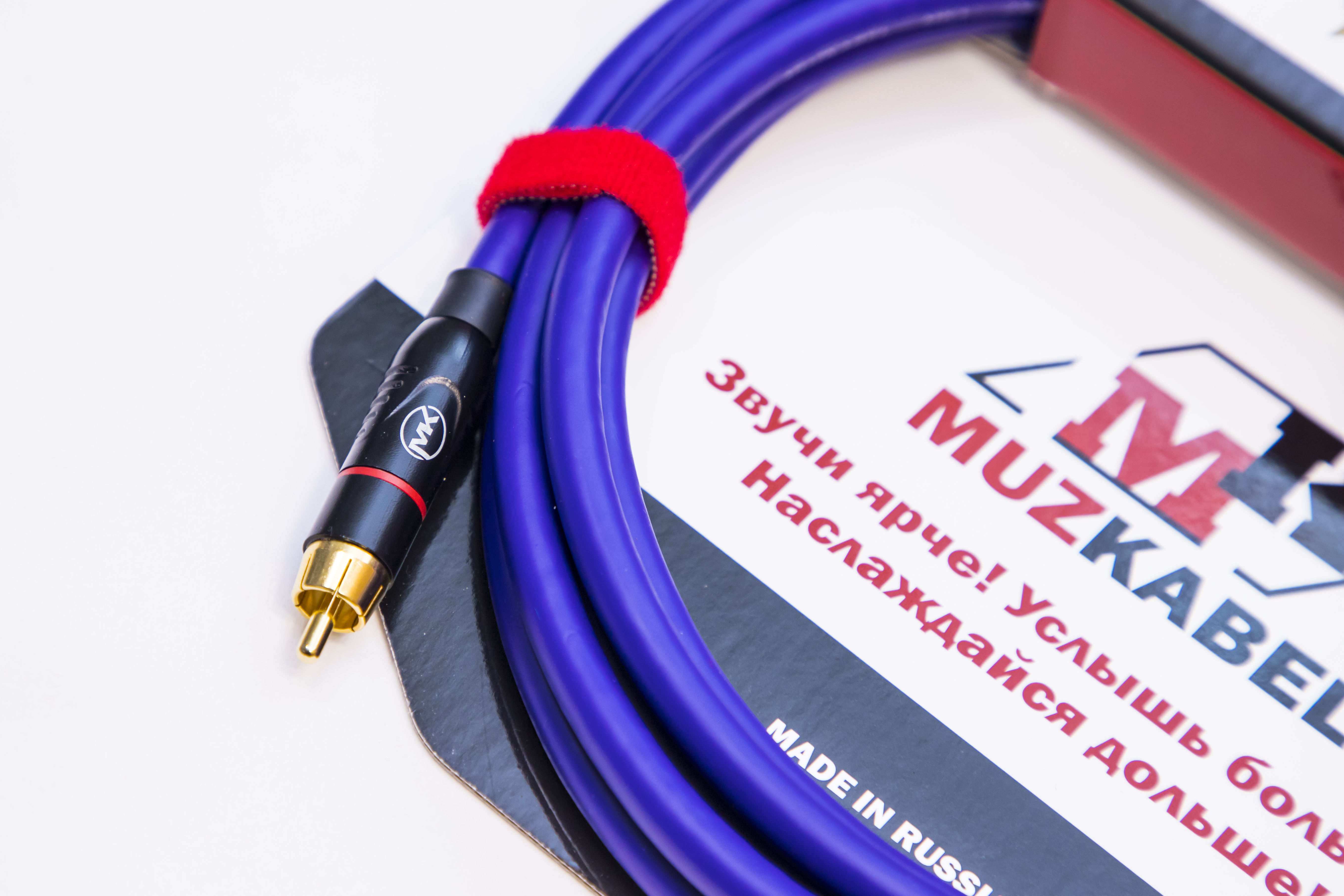 Аудио кабель MUZKABEL RRFMK1V - 1 метр, RCA – RCA
